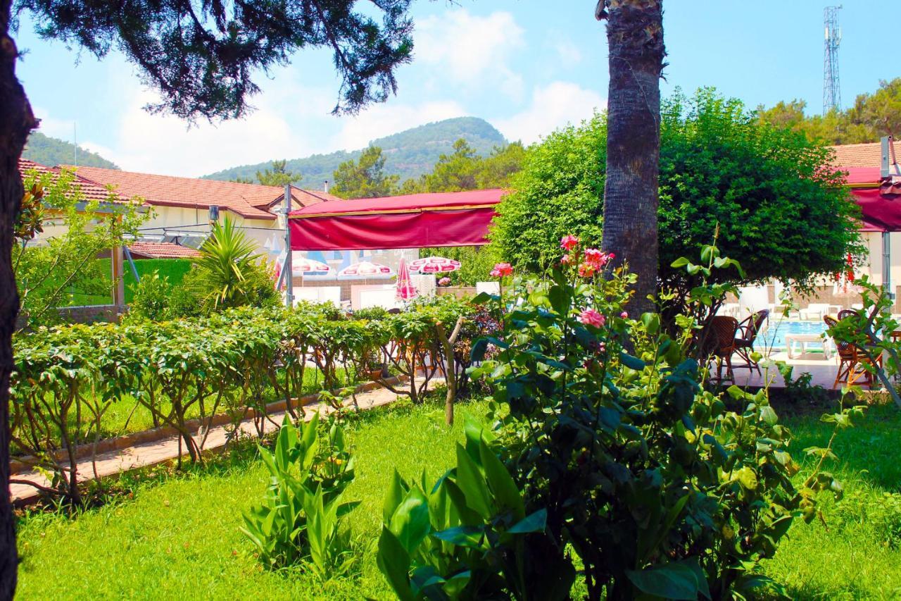 Carmina Hotel Ovacık Esterno foto