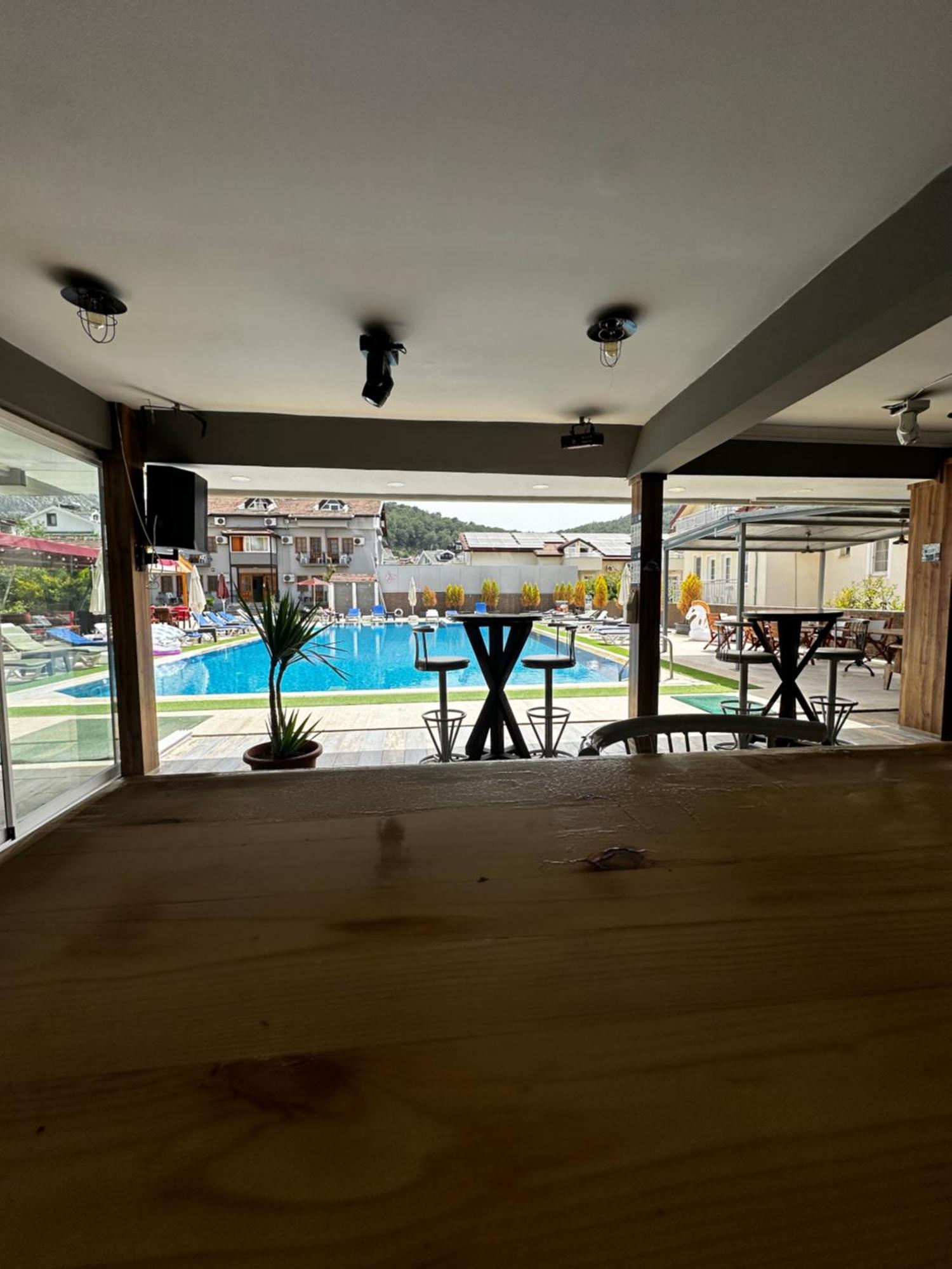 Carmina Hotel Ovacık Esterno foto