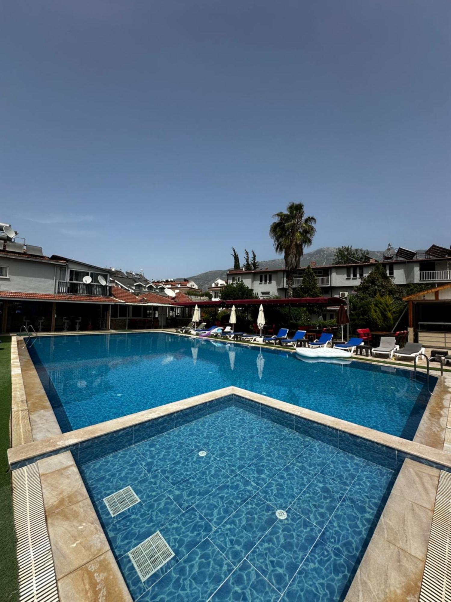Carmina Hotel Ovacık Esterno foto