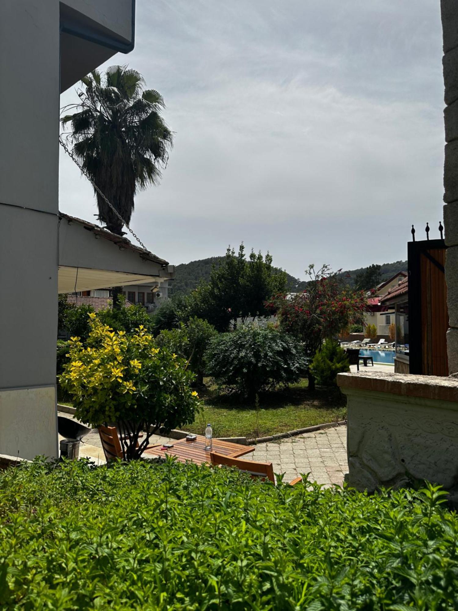 Carmina Hotel Ovacık Esterno foto