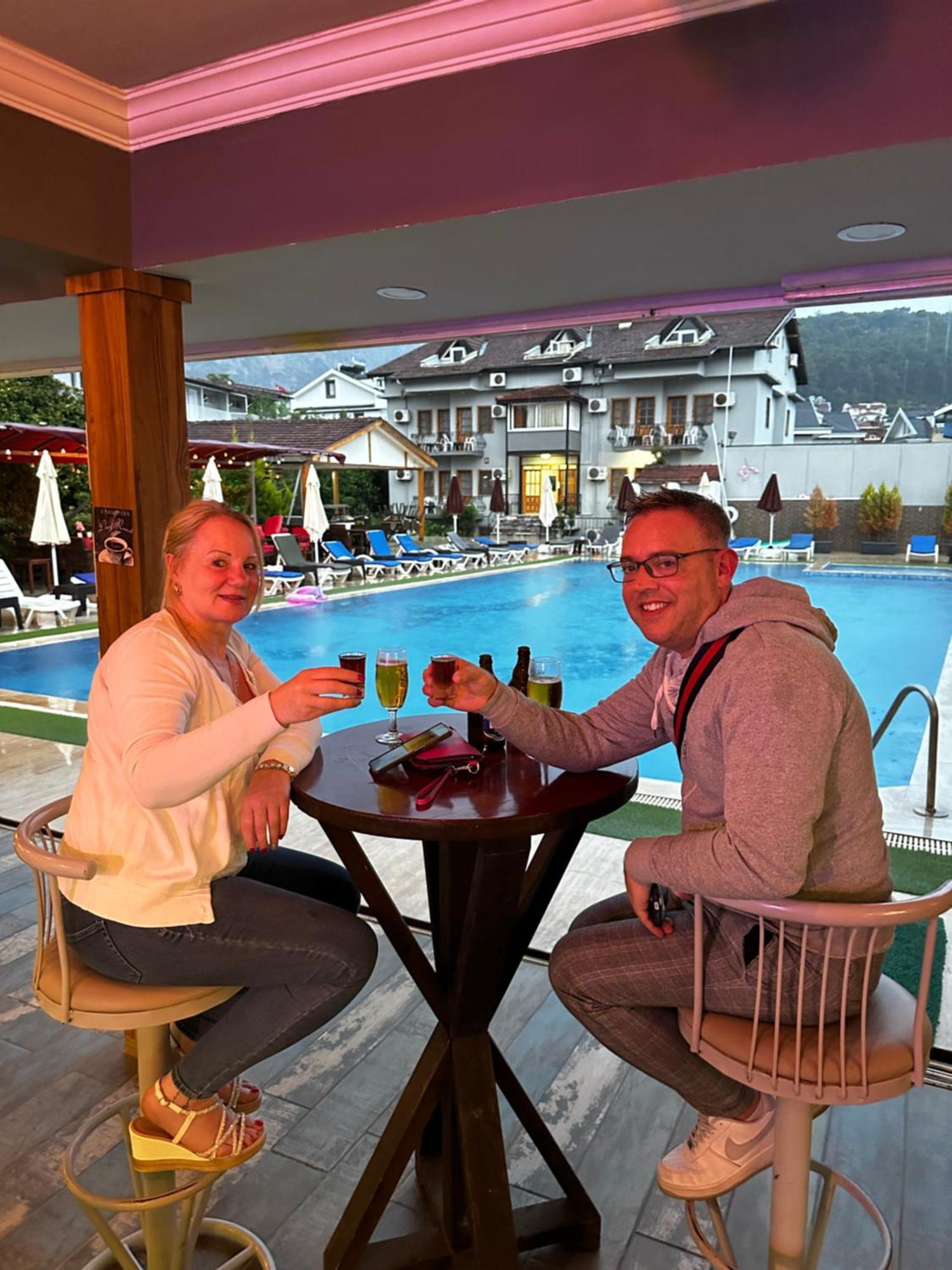 Carmina Hotel Ovacık Esterno foto